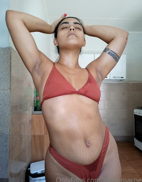 セクシーなラテン系オンリーファンズ ポルノグラフィック 写真