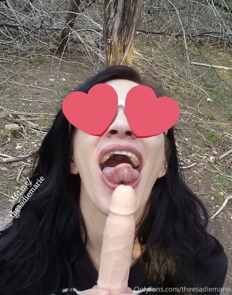 theesadiemarie ポルノスター HD 写真