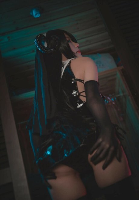 小さいペニスのオンリーファンズ パーフェクト 写真