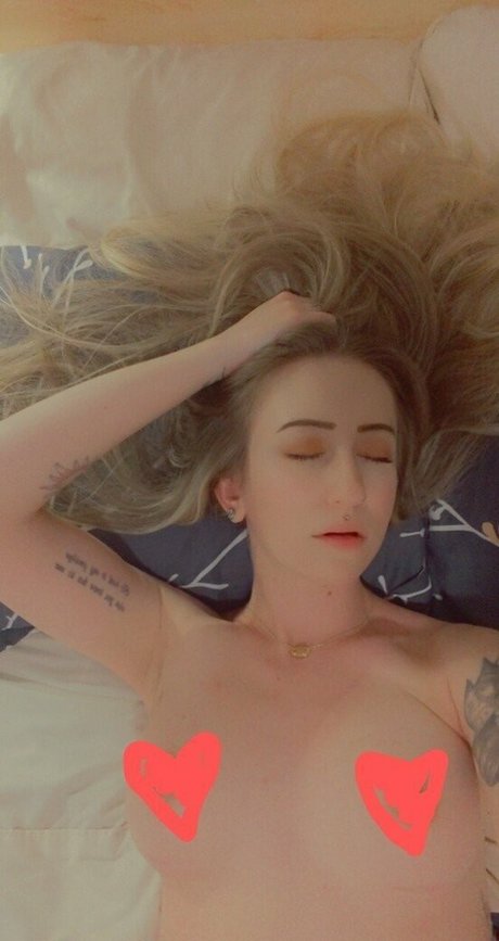 blamevalerie 独占モデル 写真