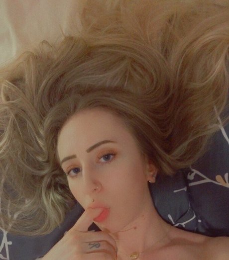 blamevalerie HD女優 写真