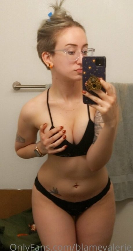 blamevalerie トップスター 画像