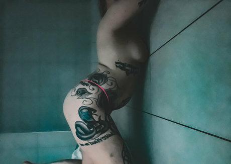 split girl スター 画像