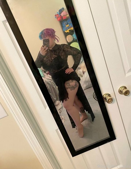 storytellercosplay 美しい女優 画像