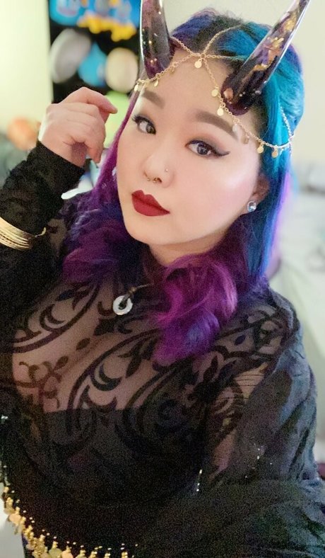 storytellercosplay HD女優 画像