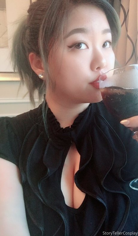 storytellercosplay ヌードスター 写真