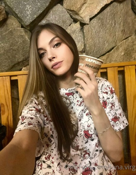 lana virg ヌード女優 写真