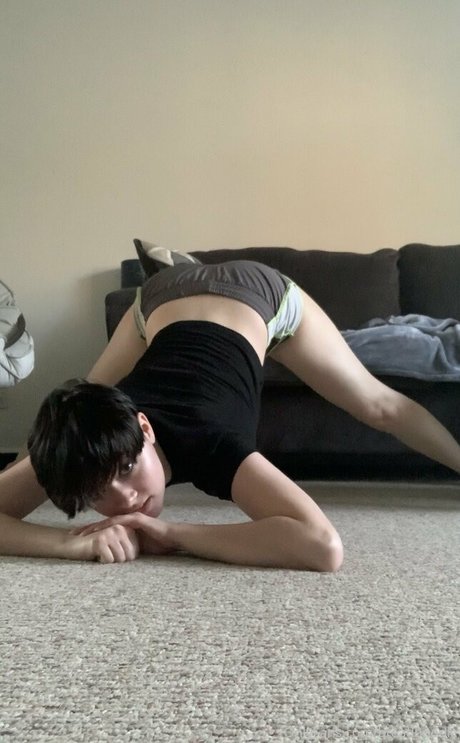 痩せた美女オンリーファンズ ホットセクシー 写真