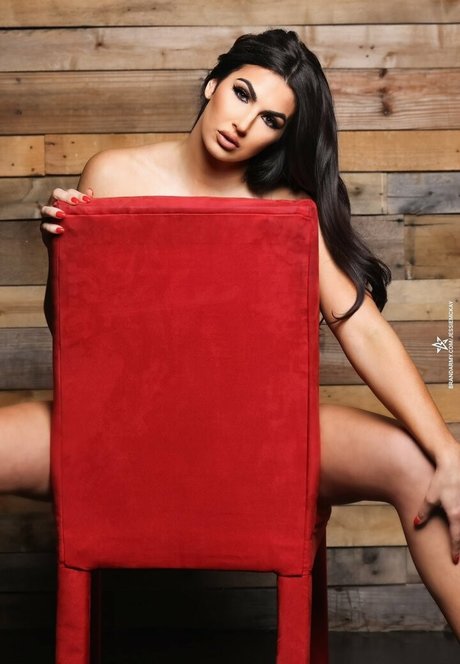 Billie Kay ヌードスター ギャラリー