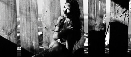 オナニー 潮吹き オンリーファンズ ポルノ 写真