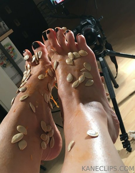 フェイシャルオンリーファンズ 美しい 画像