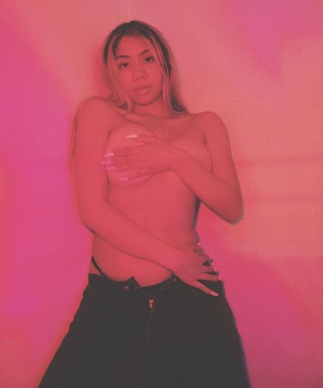 jellycaaakes スター ヌード 写真