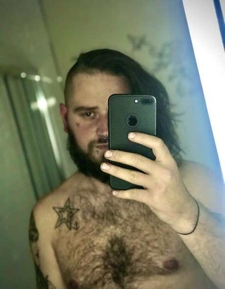 piperandbearded トップモデル 画像