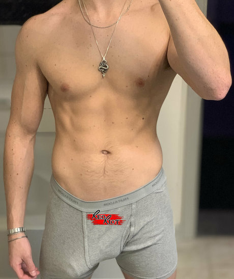 redriotfree ポルノスター 無料 写真