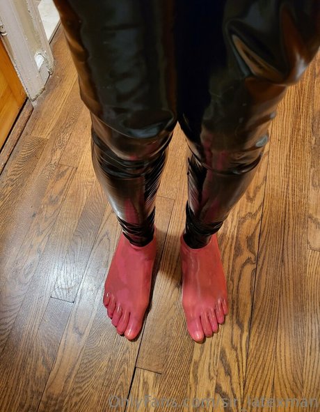 sir latexman 可愛いモデル ギャラリー