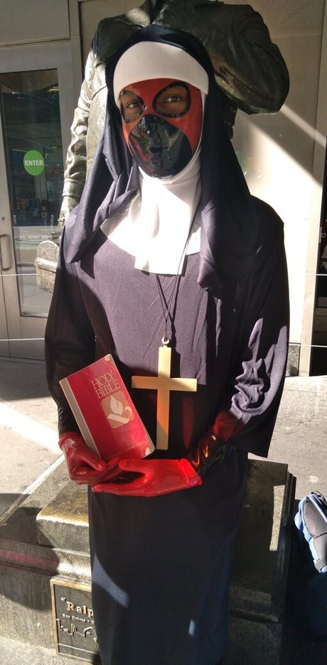 sir latexman モデル 写真