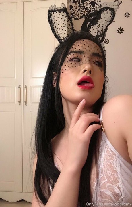 アジア人のセックステープ オンリーファンズ セクシーヌード 写真
