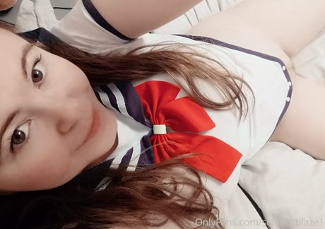 小柄な赤毛のオンリーファンズ ポルノ ギャラリー