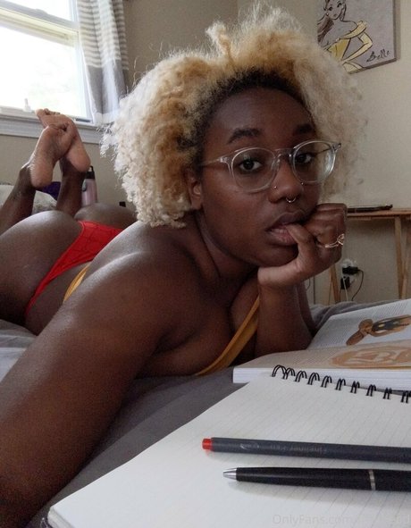 エボニーアナルオンリーファンズ ポルノ 写真