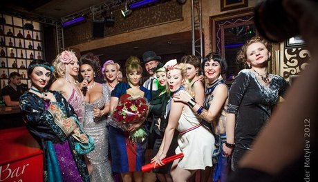 アジア人ニューハーフオンリーファンズ セクシー 写真