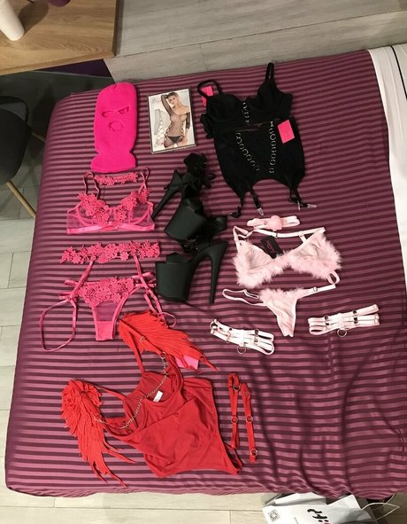 クーガー熟女オンリーファンズ 美しい 写真