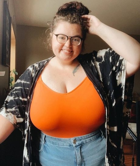 ahitsnatalie アダルトモデル 画像