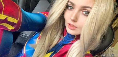 オナニー 潮吹き オンリーファンズ ホットセックス 画像