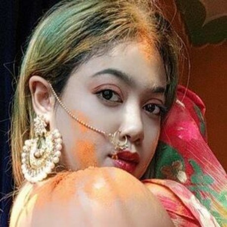 黒檀の偽おっぱいオンリーファンズ 裸 写真