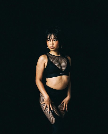 Yu Ling Wu ヌード女優 画像
