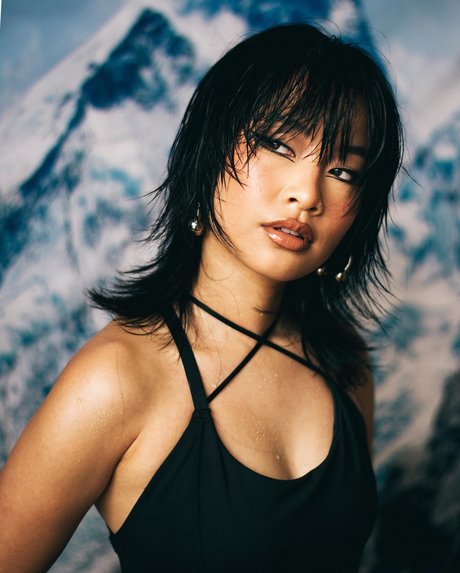 Yu Ling Wu ポルノスター 写真