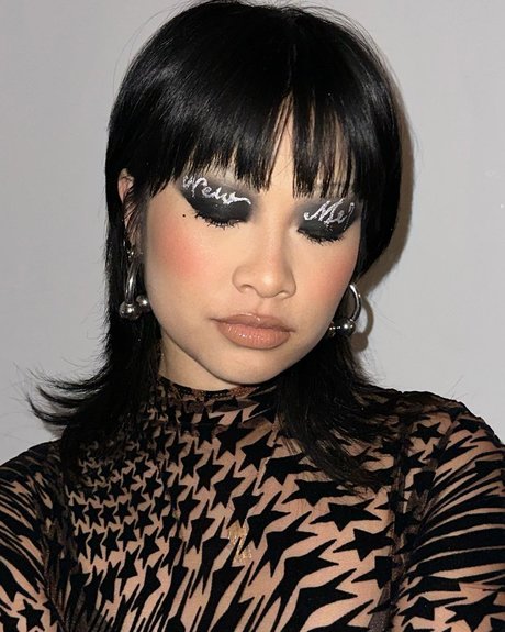 Yu Ling Wu ポルノスター 美しい 写真