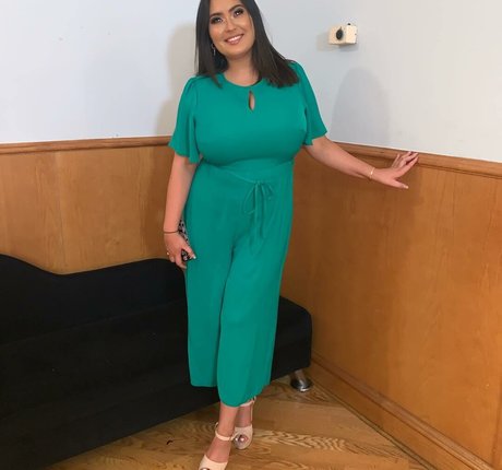 Darci Ormiston ホットスター ギャラリー