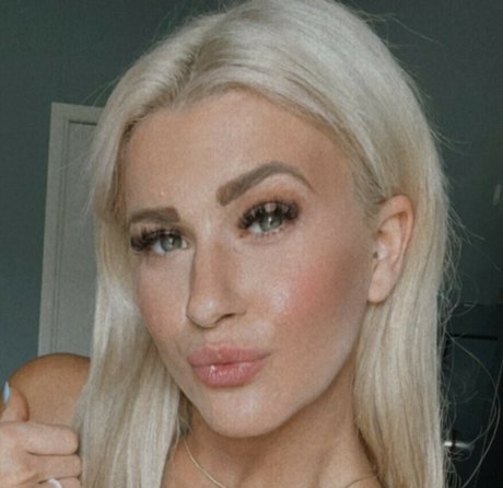 Kristin Taylor ホットモデル 写真