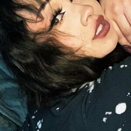 bethanphetamin ヌードのポルノスター 写真