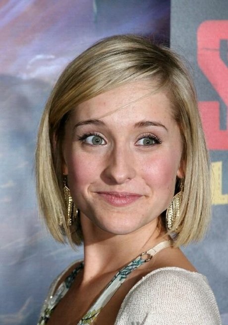 Allison Mack ポルノモデル 画像