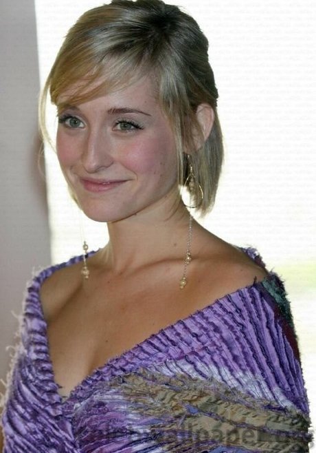 Allison Mack 素敵なスター 写真