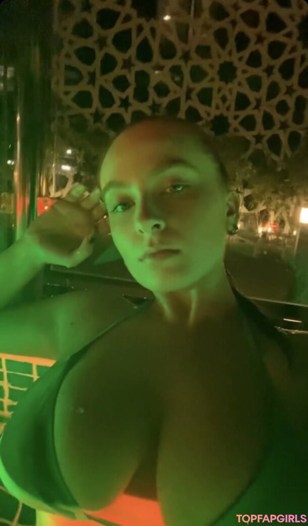 Laura Svensson エロティックなポルノスター ギャラリー