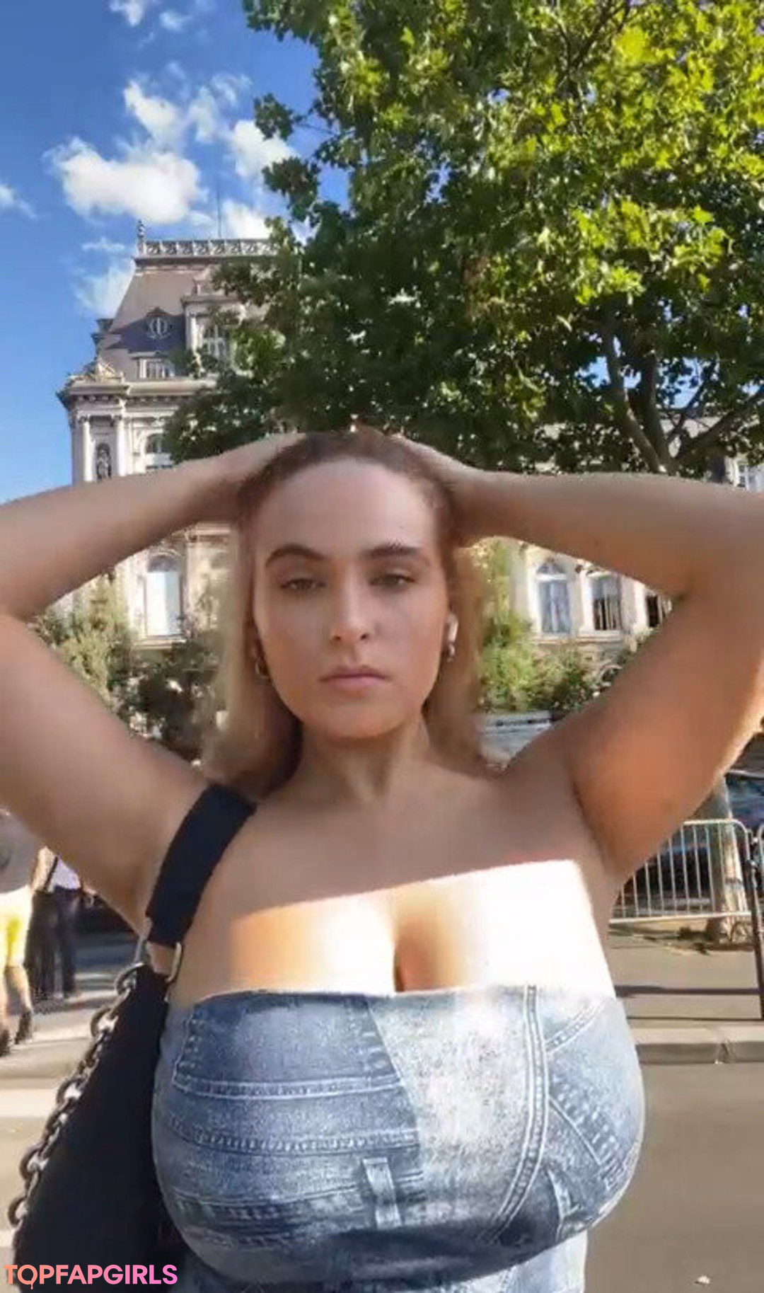 Laura Svensson 完璧なポルノスター 写真