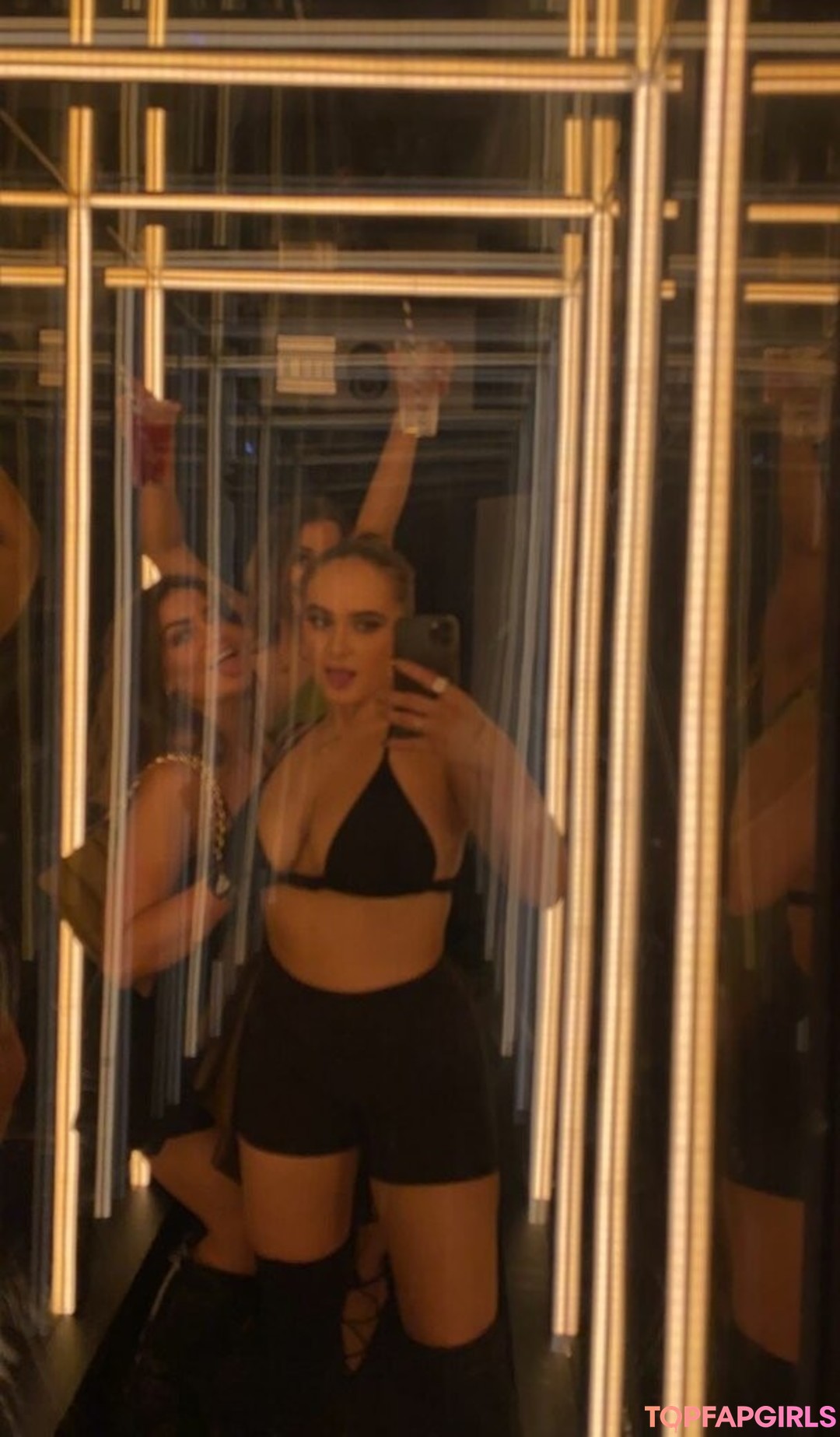 Laura Svensson HDスター 写真