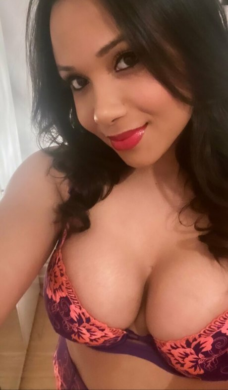 Camila Mattoli HD女優 写真