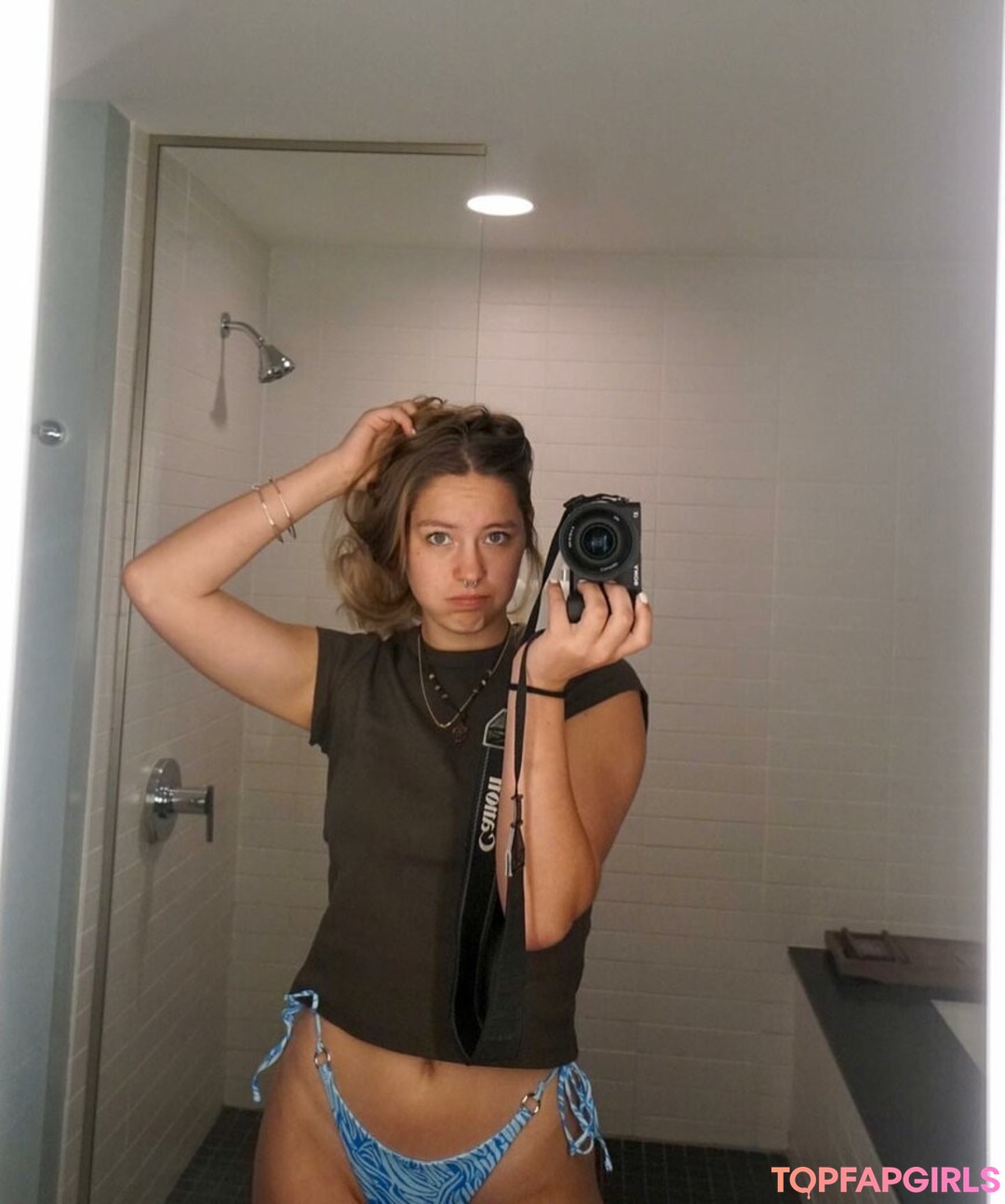 アラブの筋肉オンリーファンズ アートヌード 写真