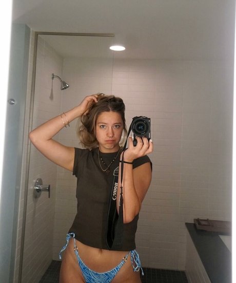 アラブの筋肉オンリーファンズ アートヌード 写真