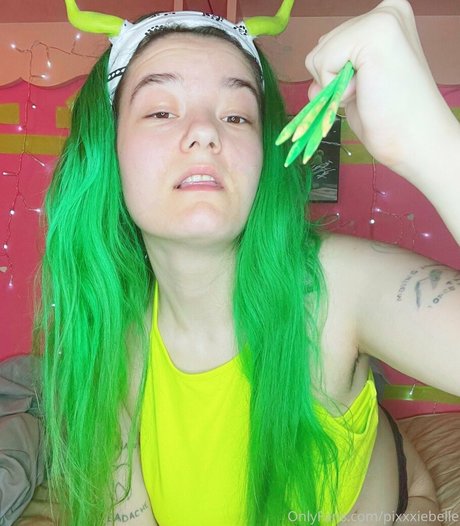 pixxxiebelle かわいいポルノスター 画像