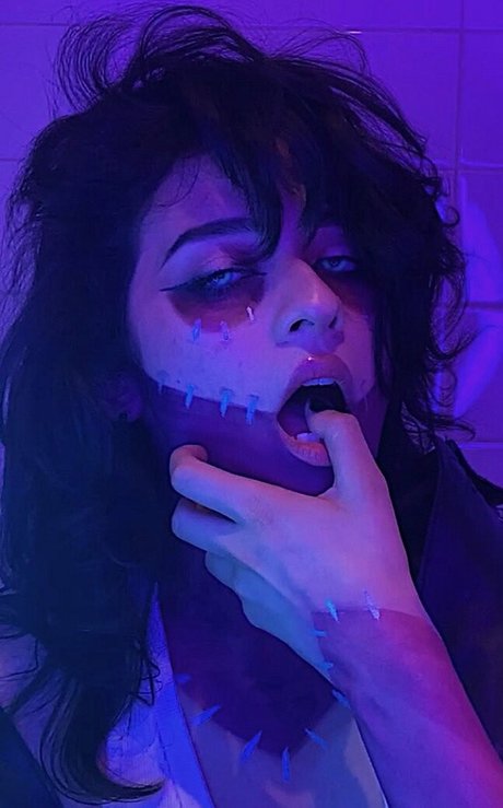 Vain Virgo ポルノスター アーカイブ