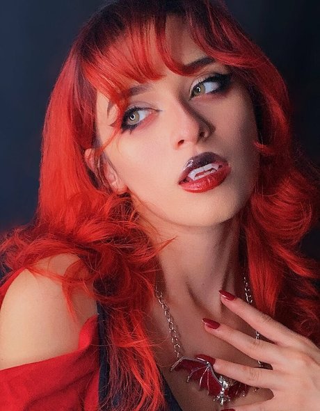 Vain Virgo ホットスター 写真