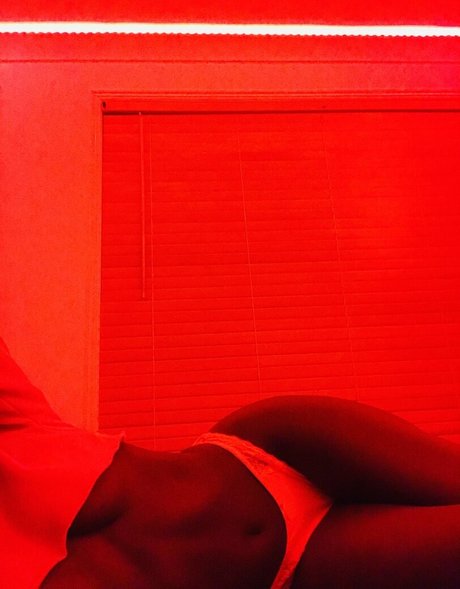 Anyang Deng セックスモデル 写真