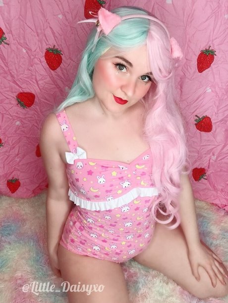 Little daisyxo 可愛いモデル ギャラリー