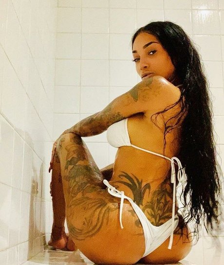 巻き毛のティーンズオンリーファンズ セクシーxxx アーカイブ