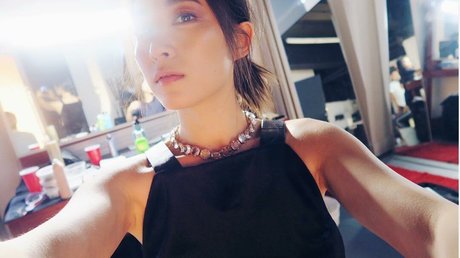 大きなお尻のアジア人オンリーファンズ セクシー裸 写真