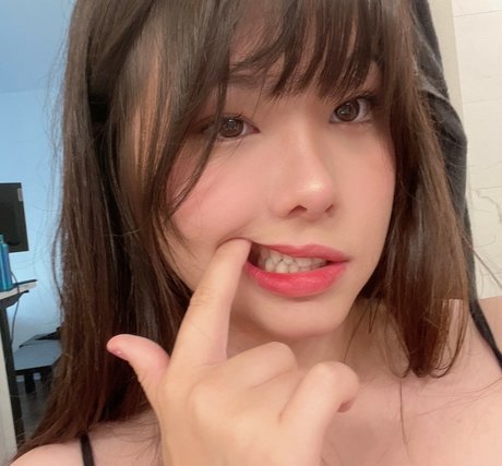 Julia Nakamura 完璧なポルノスター 写真